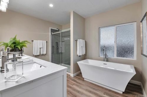 3437 Don Alberto Dr, Carlsbad CA  92010-3902 exterior