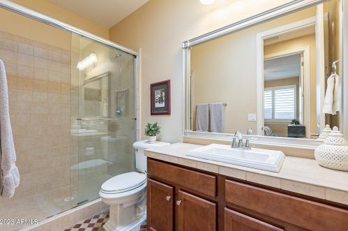 4300 Jasmine Dr, Chandler AZ 85249-5153 exterior