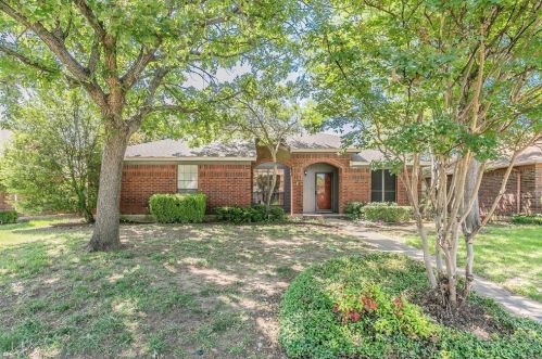 1602 Palisades Dr, Carrollton, TX 75007-5043