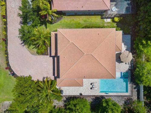 341 Turnbury Way, Naples, FL 34110-1452
