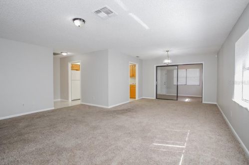104 Lake Daisy Ter, Winter Haven FL  33884-2642 exterior