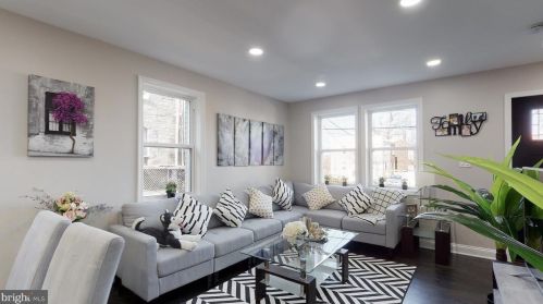 4407 Foote St, Washington, DC 20019-4728