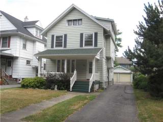 90 Vermont St, Rochester, NY 14609-4906