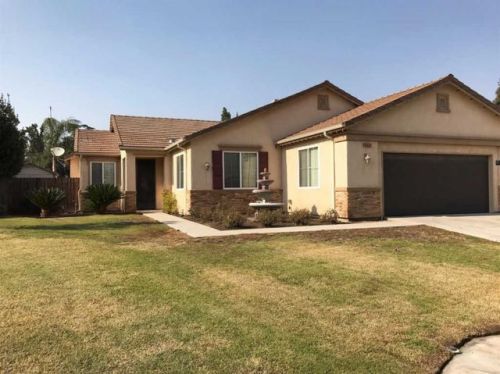 5511 Erin Ave, Fresno, CA 93727-6165
