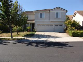 1825 Roseleaf Dr, Fairfield, CA 94534-6407
