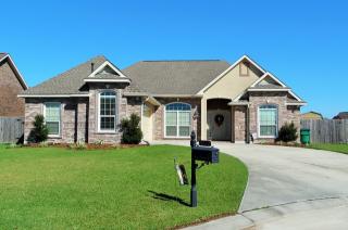 2732 Villemont Ct, Marrero, LA 70072-6092