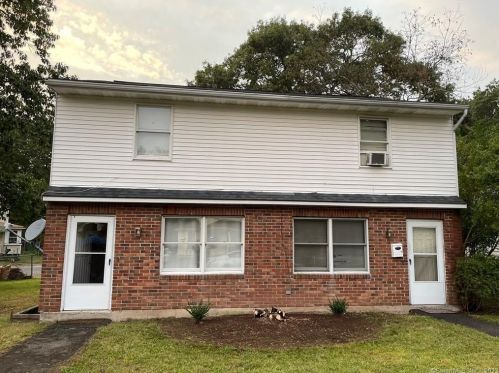 15 Courtland Ave, Waterbury, CT 06705-2411