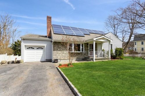 9 Muller Pl, Hawthorne, NY 10532-1305