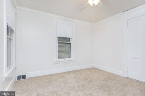 490 Elizabeth St, Highspire PA  17034-1522 exterior