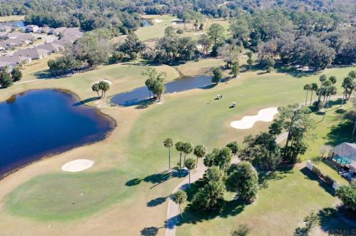 52 Clubhouse Dr, Palm Coast FL  32137-8135 exterior
