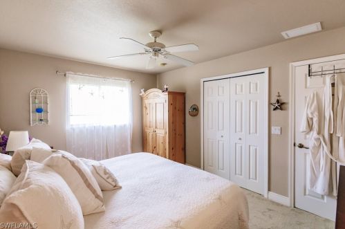 1252 41st St, Cape Coral FL  33909-1201 exterior