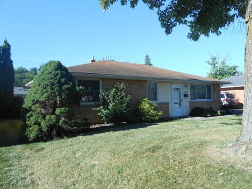 2698 Kenny Ln, Darbydale, OH 43123-3392