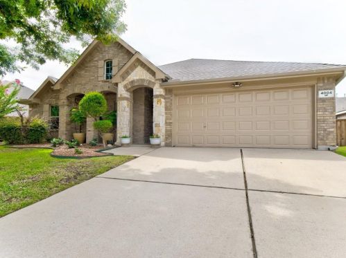 4004 Wildbriar Ln, Midlothian TX  76063-6758 exterior