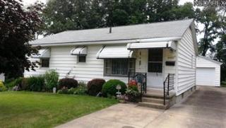 2281 Emerald Dr, Akron, OH 44312-1336