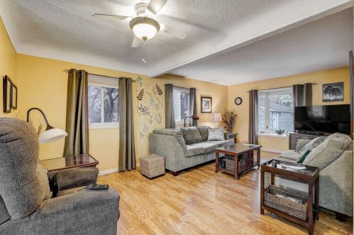 1763 Barclay St, Saint Paul MN 55109-4401 exterior