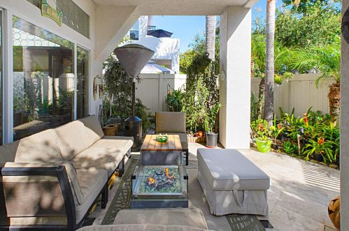 7713 Hazard Center Dr, San Diego CA  92108-4541 exterior