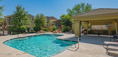 16825 14th St, Phoenix AZ  85022-7733 exterior