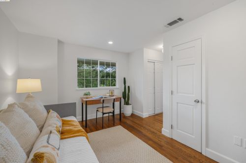 2990 Frye St, Oakland CA  94602-3545 exterior