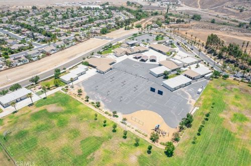12607 Orangeblossom Ln, Riverside CA  92503-7059 exterior