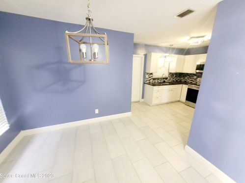 360 16th Ave, Vero Beach FL  32962-2709 exterior