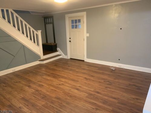 57 Kingsland St, Nutley NJ  07110-1309 exterior