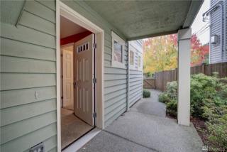 11729 16th Ave, Seattle, WA 98125-5103