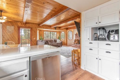 1526 Monte Vista Dr, Big Bear City CA  92314 exterior