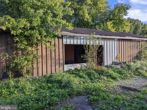 962 Vandyke Greenspring Rd, Blackbird DE  19734-9218 exterior