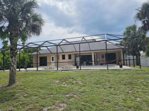 718 Jefferson Ave, Lehigh Acres, FL 33936-4354