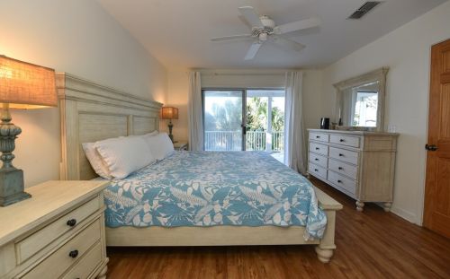 1017 Pne Ave, Saint George Island FL  32328-2416 exterior