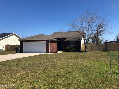 1211 Arkansas Ave, Lynn Haven, FL 32444-2723
