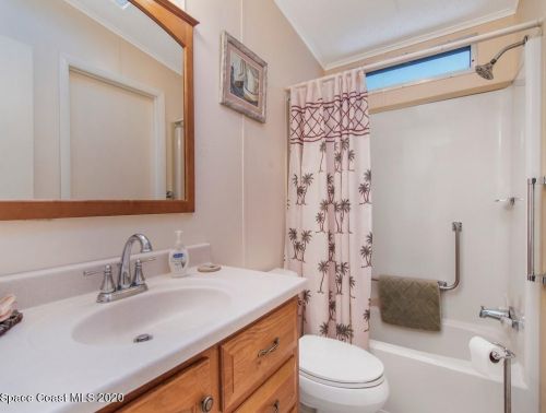 638 Wedelia Dr, Sebastian FL  32976-7120 exterior