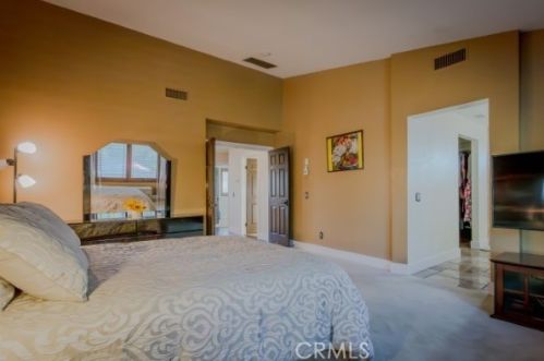 33068 Regina Dr, Temecula CA  92592-1472 exterior