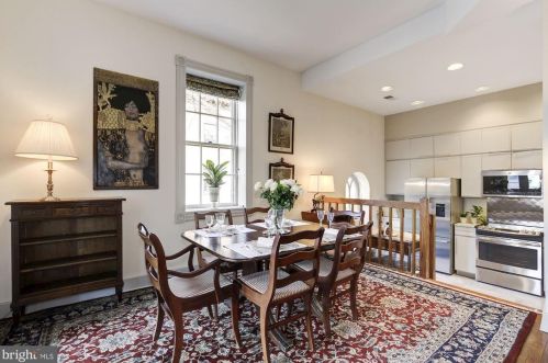 1517 30th St, Washington, DC 20007-3082
