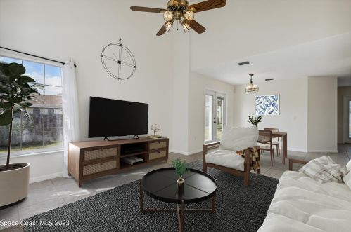 222 Summers Creek Dr, Merritt Island FL  32952-2684 exterior