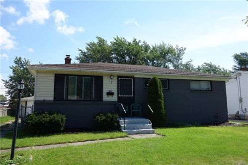 159 Heath Ter, Buffalo, NY 14223-2415