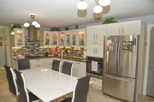 341 Concord Ave, Hempstead, NY 11552-1215