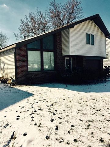 97 Balen Dr, Buffalo, NY 14218-3605