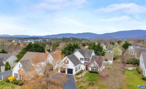 2018 Vista View Ln, Crozet VA  22932-3157 exterior