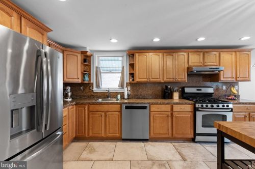 211 Rodney Rd, Ridley Park PA  19078-1429 exterior