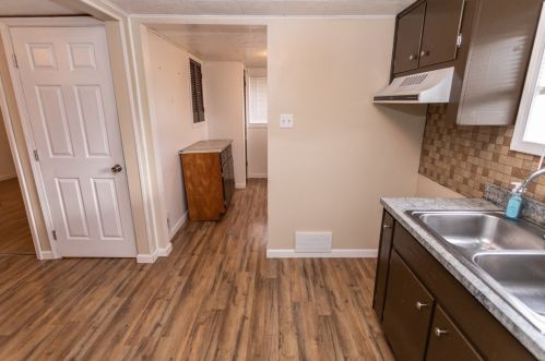 1525 Crawford Ave, Connellsville PA  15425-1622 exterior