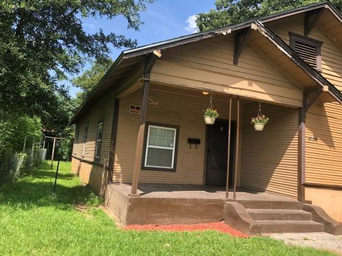 4306 Colonial Ave, Dallas, TX 75215-4135
