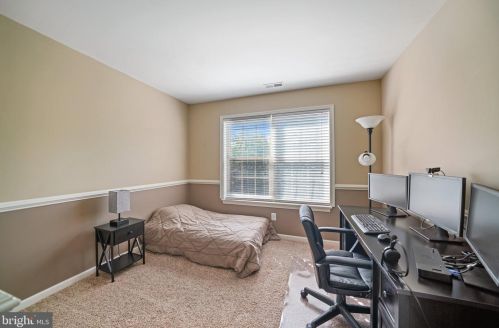 332 Jefferson Ave, Downingtown PA 19335-2701 exterior