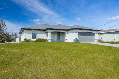 2607 10th Ter, Cape Coral, FL 33993-5727