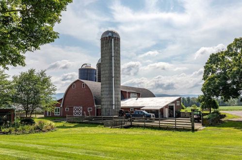 1030 County Route 27, Taghkanic, NY 12502-5026