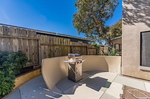 1007 Benito Ave, Del Monte Park CA  93950-5403 exterior