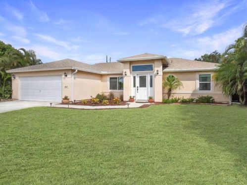 537 Dauphin Ave, Port Saint Lucie FL  34953-5854 exterior