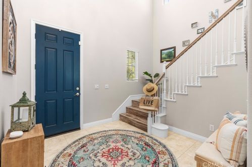 27406 Quincy Ln, Temecula CA  92591-4402 exterior