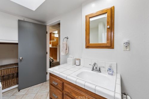 4425 Walnut Ave, Long Beach CA  90807-2524 exterior