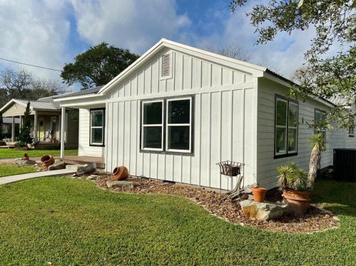 413 Center St, Borden, TX 78962-1605